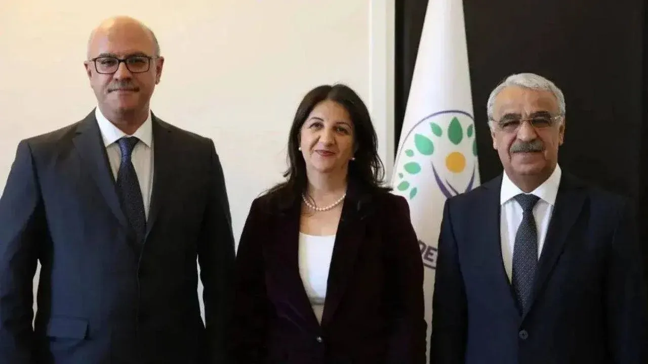 DEM Parti İmralı Heyeti, Abdullah Öcalan ile görüşmek üzere yola çıktı