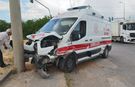 Bitlis'te ambulans ile SUV çarpıştı: 10 kişi yaralandı