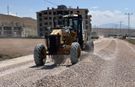 Van Edremit Belediyesi Kavurma Mahallesi'nde yol iyileştirme çalışmalarını sürdürüyor