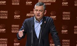 Özgür Özel CHP’den istifa etti: Yeni Parti 91 milletvekiliyle kuruldu