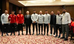 Ankara Büyükşehir Belediye Başkanı Mansur Yavaş'tan Vanspor’a ziyaret