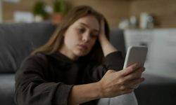 Telefonla konuşmaktan ve aramalara cevap vermekten korkma duygusu: Telefonofobi