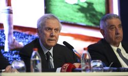 Fenerbahçe Başkanı Aziz Yıldırım'dan teknik direktör açıklaması