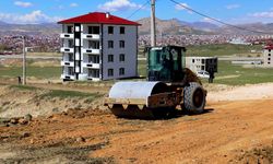 Edremit'te yeni yol çalışmaları sürüyor