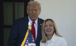 Trump'tan,  İtalya Başbakanı Meloni'yi kızdıran sözler: "Benimle fotoğraf çektirmek için yalvardı"