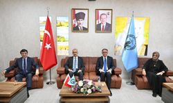 Ulaştırma Bakanı Abdulkadir Uraloğlu, Hakkari programı öncesi Van'da karşılandı