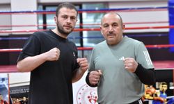 Milli takım antrenörü Ayhan Öz, oğlu Kenan Öz ile yeni şampiyonlar yetiştiriyor