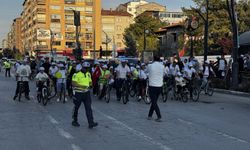 Elazığ'da dünya bisiklet günü etkinliği: Temiz hava için pedal çevirdiler