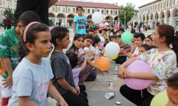 Gürpınar'da karne öncesi çocuk şenliği düzenlendi