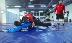 Hakkarili güreşçi Havin’in hedefi Avrupa, Dünya ve Olimpiyat Şampiyonluğu