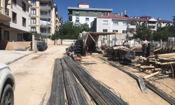 İpekyolu Belediyesi'nden kaldırım ve yol işgallerine sıkı denetim