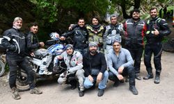 Motosiklet tutkunları Hakkari’deki Cennet-Cehennem Vadisi’ne hayran kaldılar
