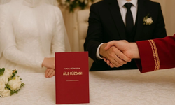 Düğün sektöründe yeni moda “kiralık nikah memuru”