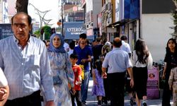 Vanlılara göre raylı sistem çözüm mü, yeni bir vaat mi?