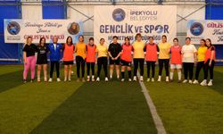 Van’da “Gülistan Doku Kadın Futbol Turnuvası” başladı