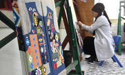 Van’da kilim motifleri modern kıyafetlerle geleceğe taşınıyor