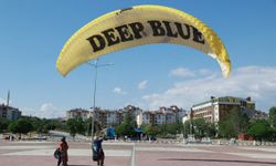 Down sendromlu Zeynep'in doğum günü Van Gölü semalarında kutlandı