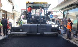 Erciş'te cadde ve sokaklar asfaltlanıyor