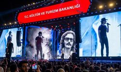 Kıraç, Van Kültür Yolu Festivali’nde sahne aldı