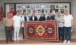 Oyuncu Necati Şaşmaz'dan Van TSO'ya ziyaret