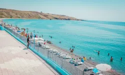 Van Gölü, mavi bayraklı plajları ve dalış turizmiyle öne çıkıyor