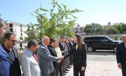 Gürpınar Kaymakamlığına ilk kadın kaymakam göreve başladı
