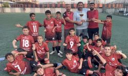Yeşilkent Erciş Belediyespor U12 Takımı Van şampiyonu oldu