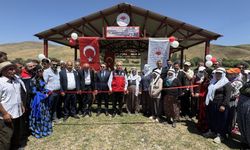 Hakkarili berivanlar için ‘gölgelik süt sağım’ alanı