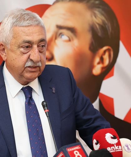 TESK Başkanı Palandöken: Kredi kartı komisyonları esnafın belini büküyor