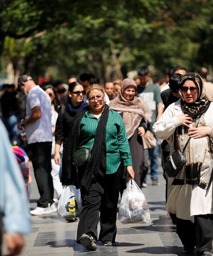 İranlılar, Tahran sokaklarında ABD-İran anlaşmasını değerlendirdi