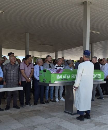 Babanın vurduğu anne ve kız hayatını kaybetti, diğer kız yaşam mücadelesi veriyor