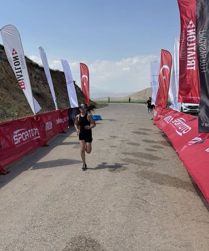7 ilden 190 sporcu Hakkari’de duatlon yarışında buluştu