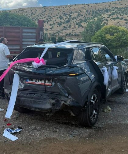 Düğün konvoyu faciaya dönüştü: Malatya'da 4 kişi yaralandı