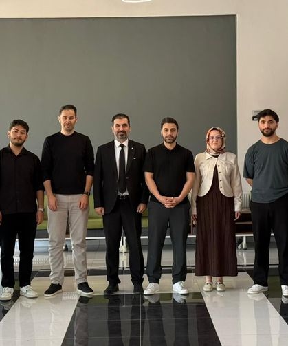 Van YYÜ'lü Brendly takımı Türkiye birincisi oldu