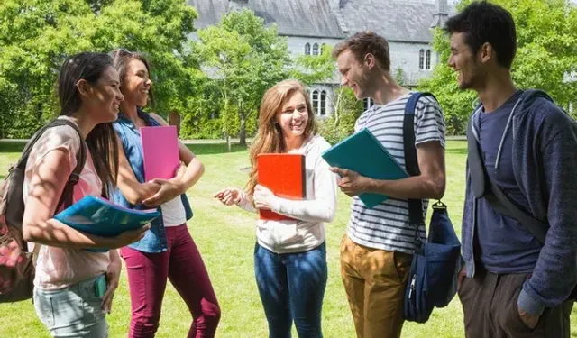 Birden fazla dil konuşmak yaşlanmayı yavaşlatıyor