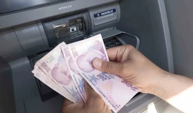 Bayram sonrası nakit arayana bankalardan faizsiz kredi yarışı
