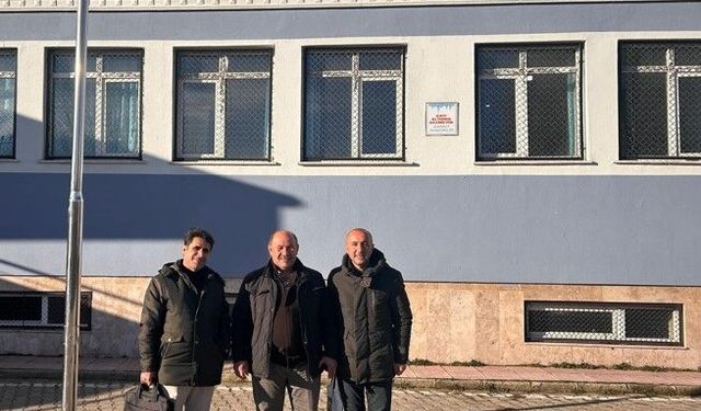 Eğitim-Sen Van’dan ilçelerde okul ziyaretleri: Gündem TİS, hak kayıpları ve 2026 bütçesi