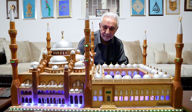 Emekli öğretmen atık malzemelerden eserler üretiyor