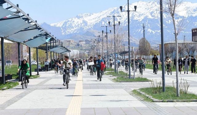 Üniversitelere öğrenci affı geliyor