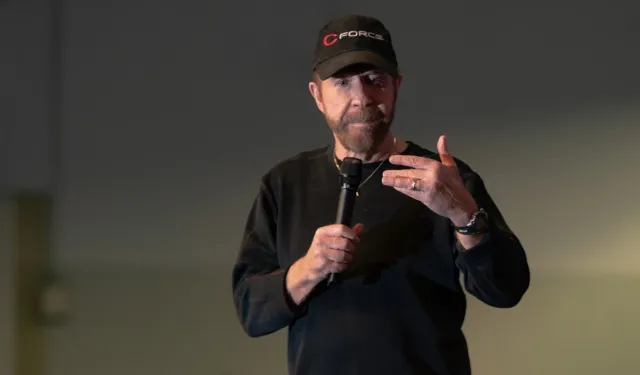 Aksiyon sinemasının efsane ismi Chuck Norris 86 yaşında hayatını kaybetti