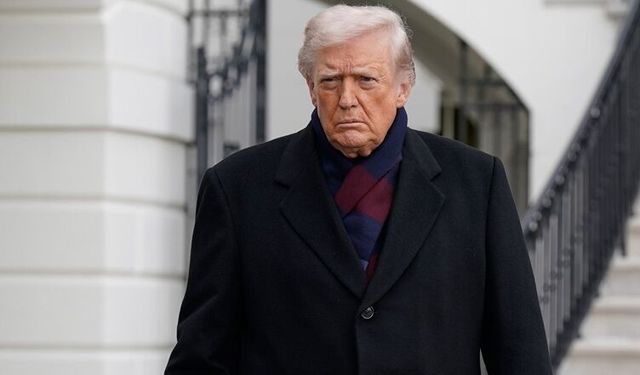 Trump İran'la ateşkesi uzattığını duyurdu