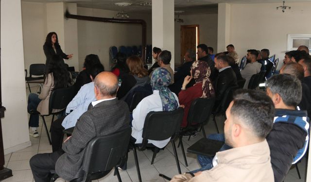 Star Kadın Derneği’nden Özalp’te farkındalık çalışması