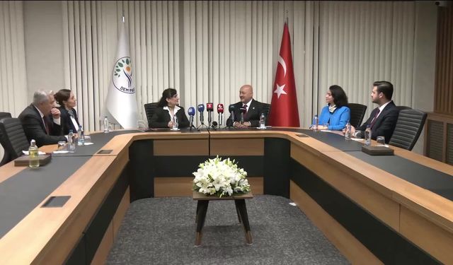 DEM Parti'de bayramlaşma trafiği: Siyasi partilerden çözüm süreci mesajları