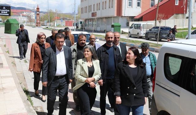 DEM Parti Heyetinden Saray’da bayram öncesi esnaf ziyareti