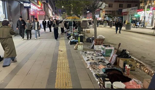 Erdem Güngör’den işportacı tepkisi: “Bayram hareketliliği beklentisi boşa çıktı”