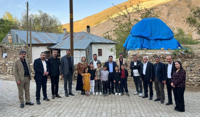 Gürpınar Belediye Eşbaşkanlarından bayram ziyaretleri