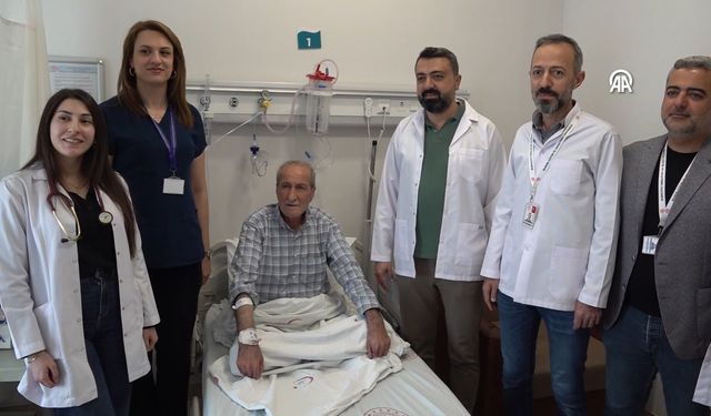 Akciğerlerine takılan "akıllı sarmal tel" sayesinde rahat nefes aldılar