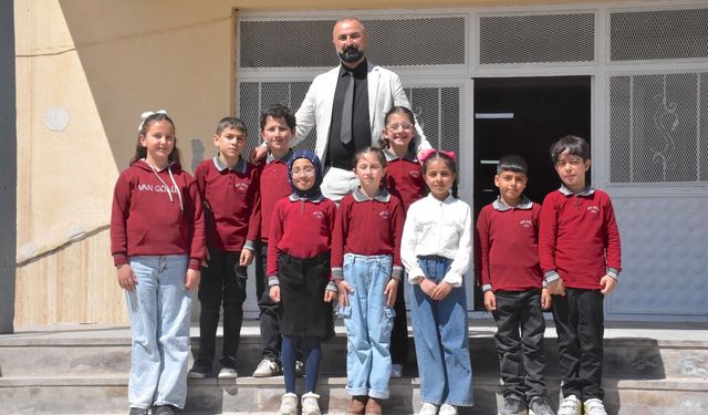 Vanlı öğrenciler dünya finaline yükseldi
