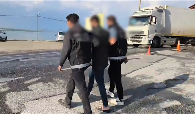 Tatvan'da film gibi operasyon: Midesinden 62 parça uyuşturucu çıkarıldı