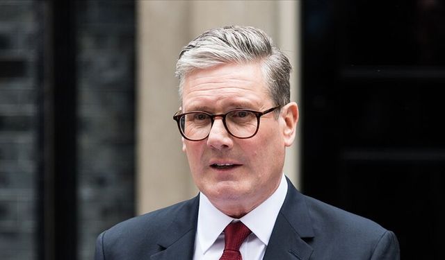 İngiltere Başbakanı Keir Starmer istifa etti